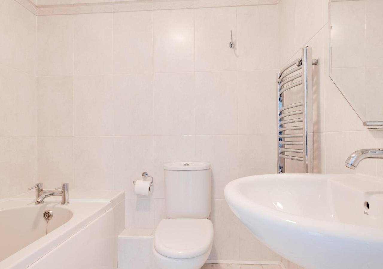 2 Bed in Porthleven oc-p00972