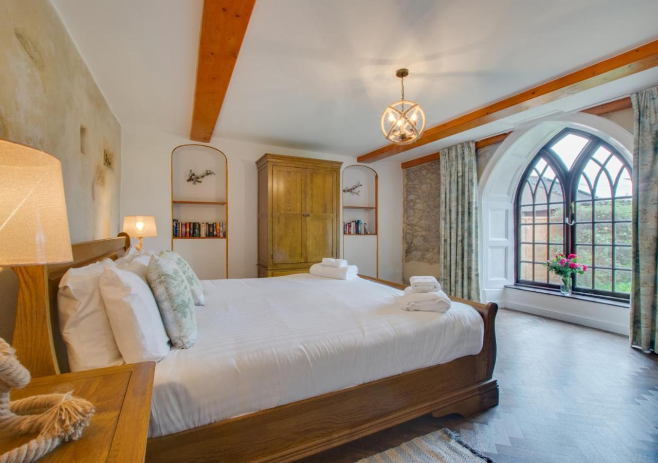 2 Bed in Porthleven oc-p00897