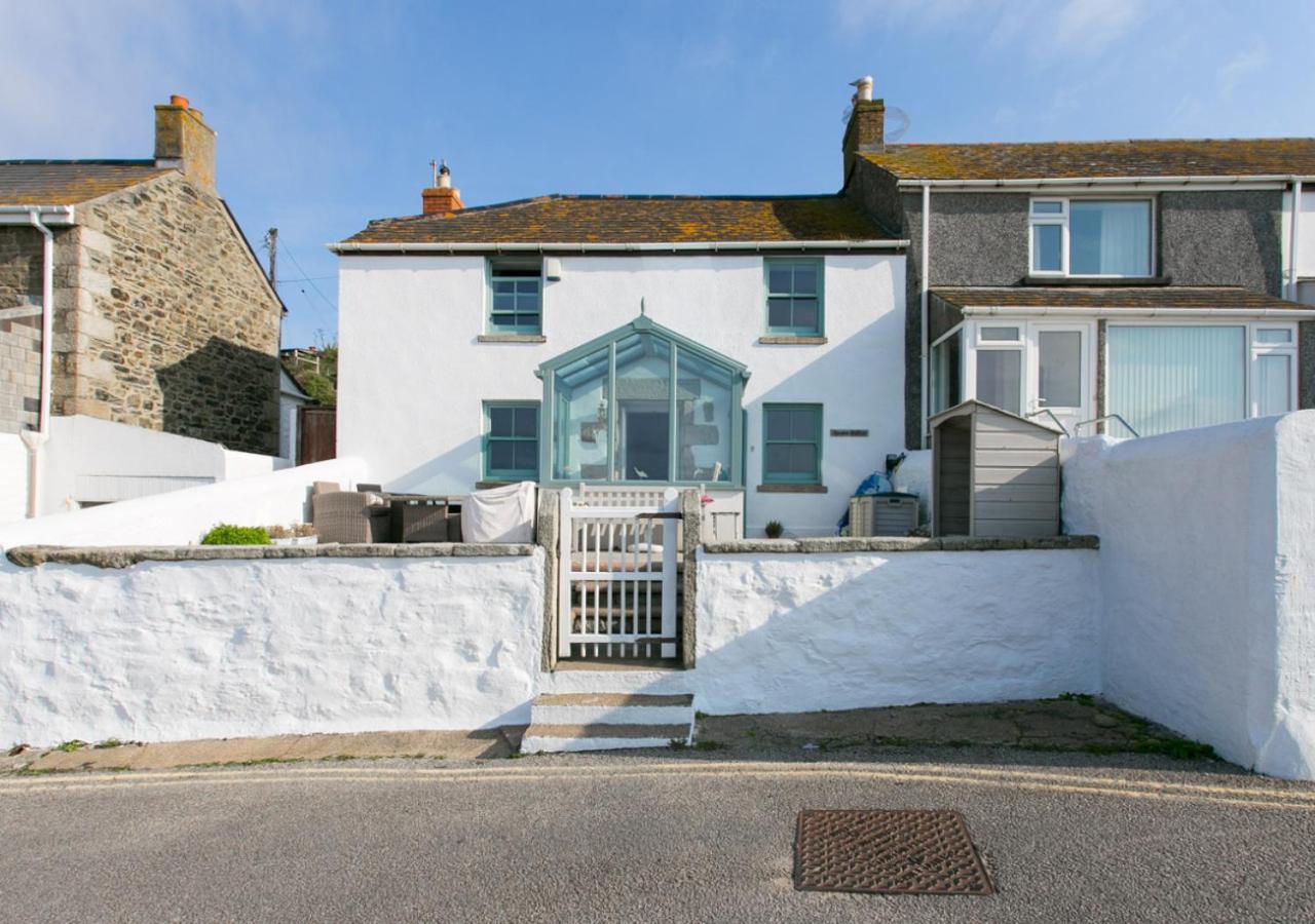 4 Bed in Porthleven oc-samcot