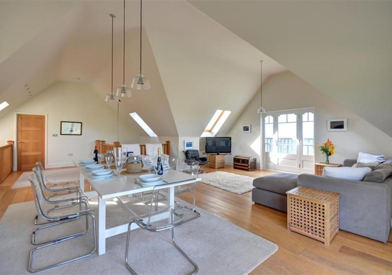 4 Bed in Porthtowan oc-pc718a