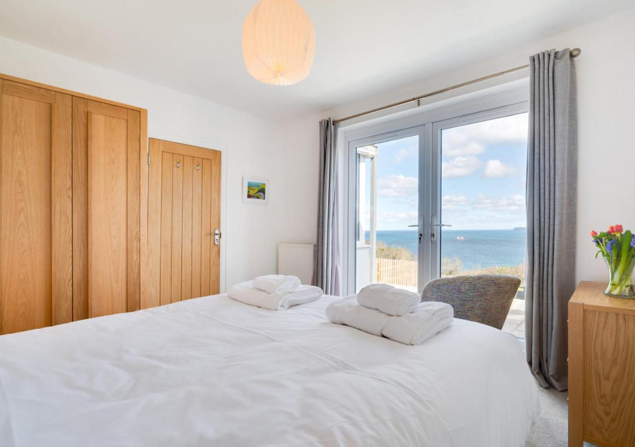 3 Bed in Port Isaac oc-secrft