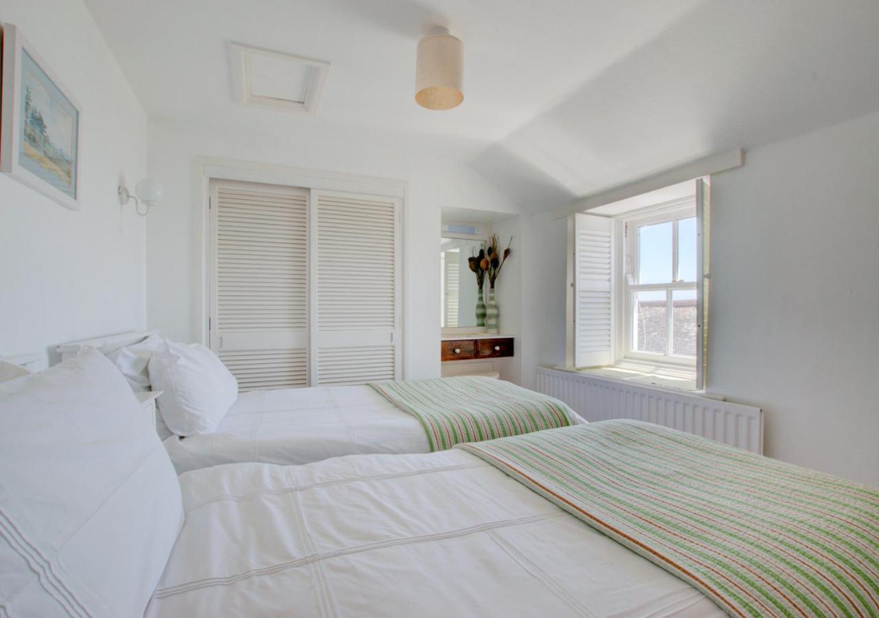 3 Bed in Mousehole oc-tamris