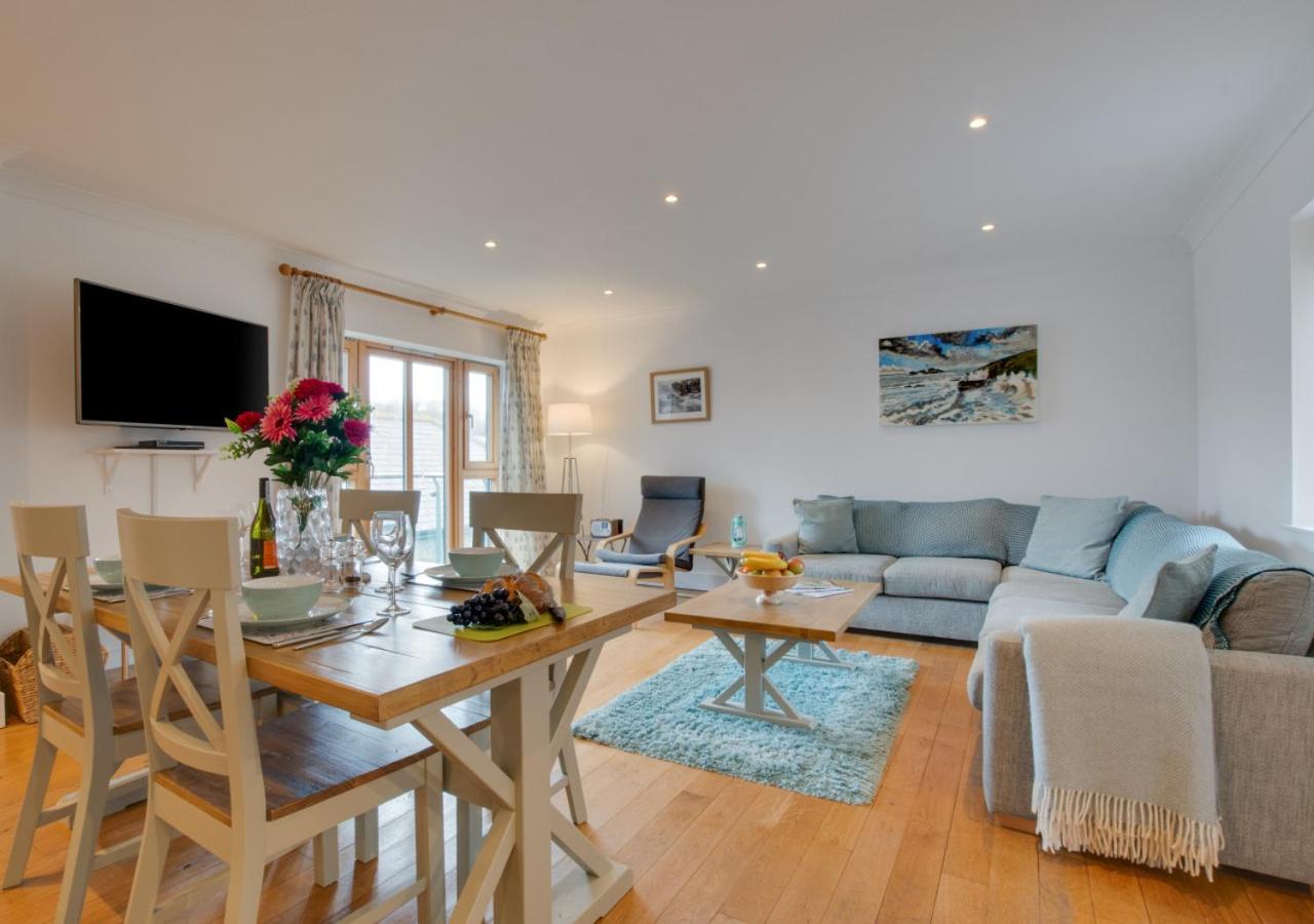 2 Bed in Porthleven oc-shorse