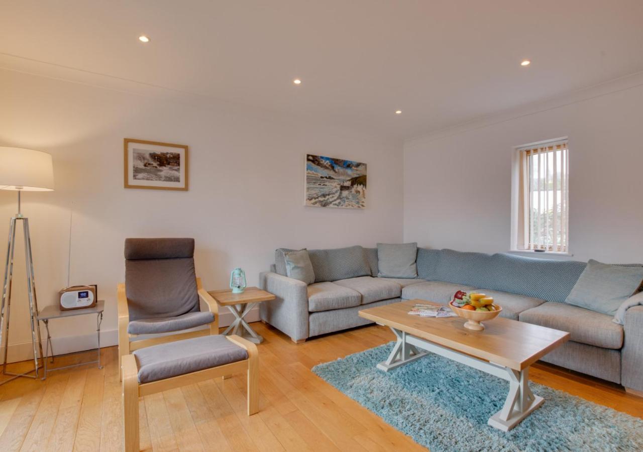 2 Bed in Porthleven oc-shorse