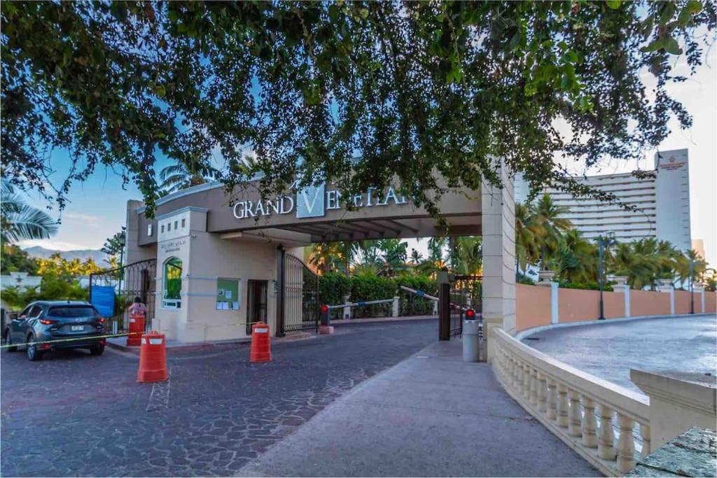 Hotel Ocean Front Grand Venetian Condo 2beds