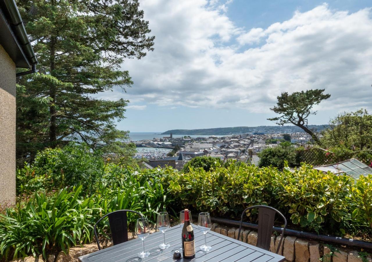 2 Bed in Penzance oc-trevid