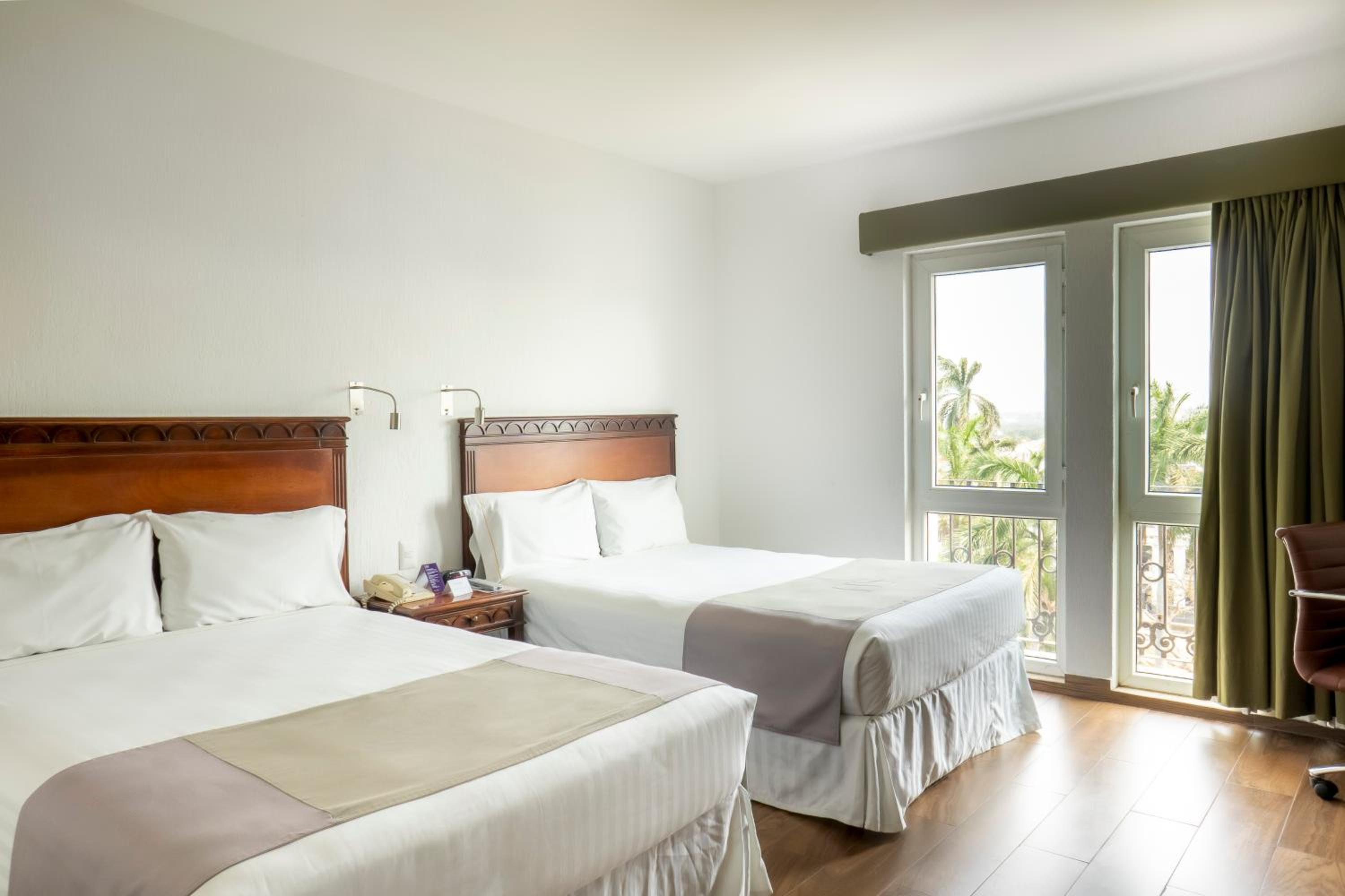 Tampico Vacations - HS HOTSSON Smart Value Tampico - Property Image 5