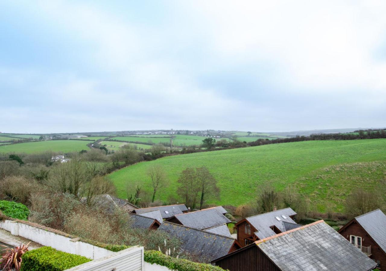4 Bed in Little Petherick oc-urchpe