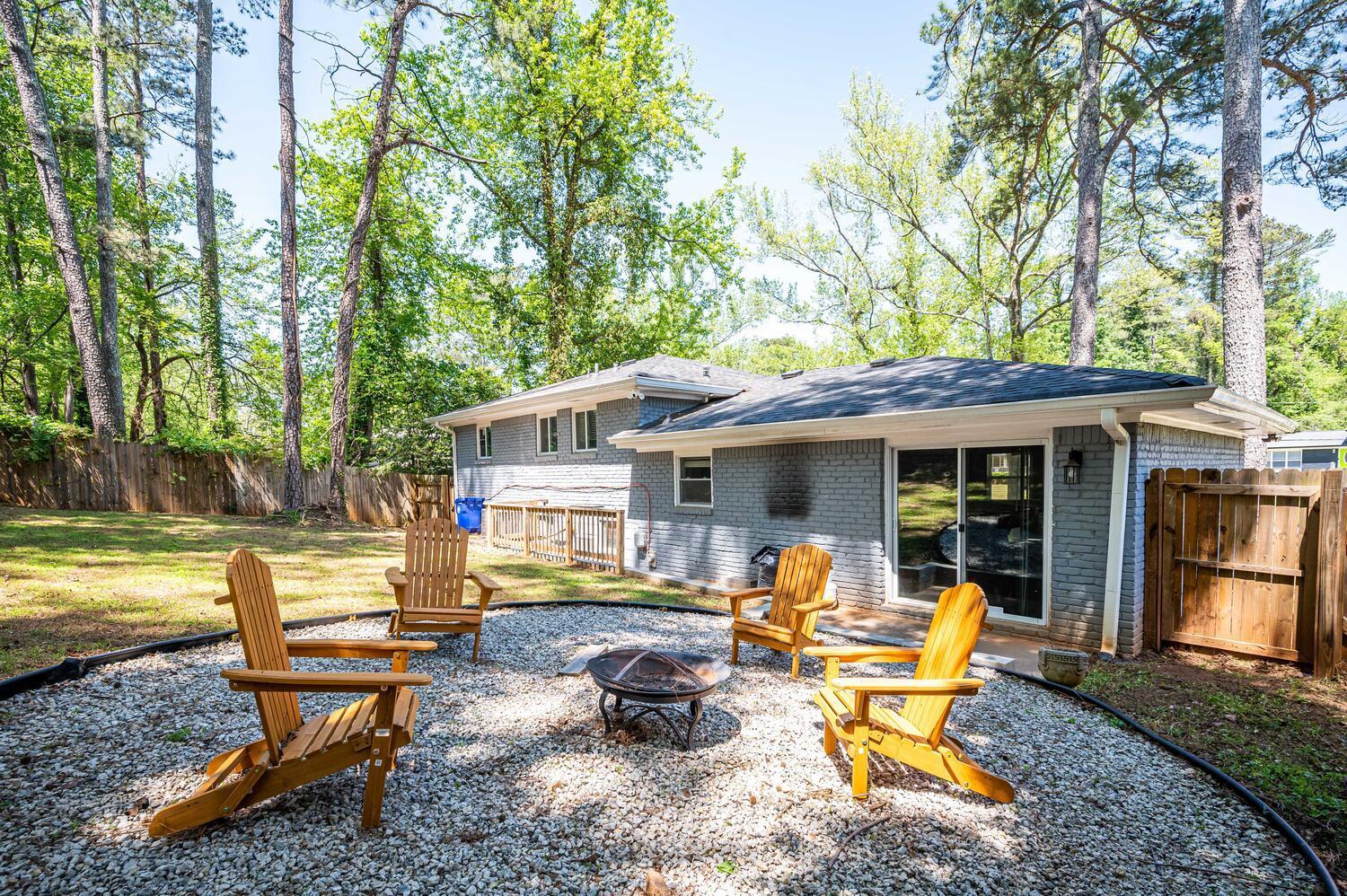 NEW Spacious Decatur Oasis w Fire Pit, Mins to ATL view 2