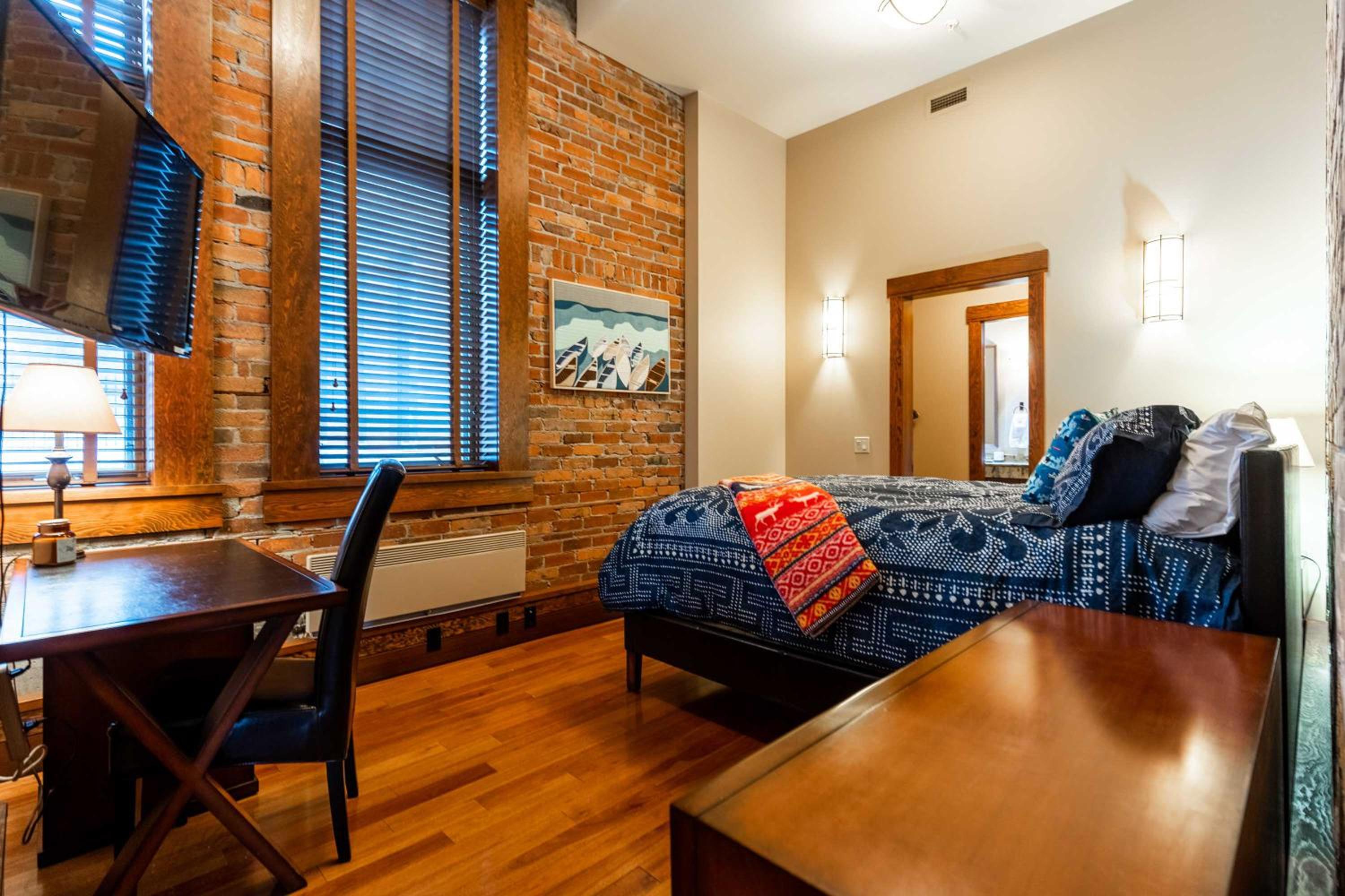 Luxurious 901 Condos by Fernie Central Reservations