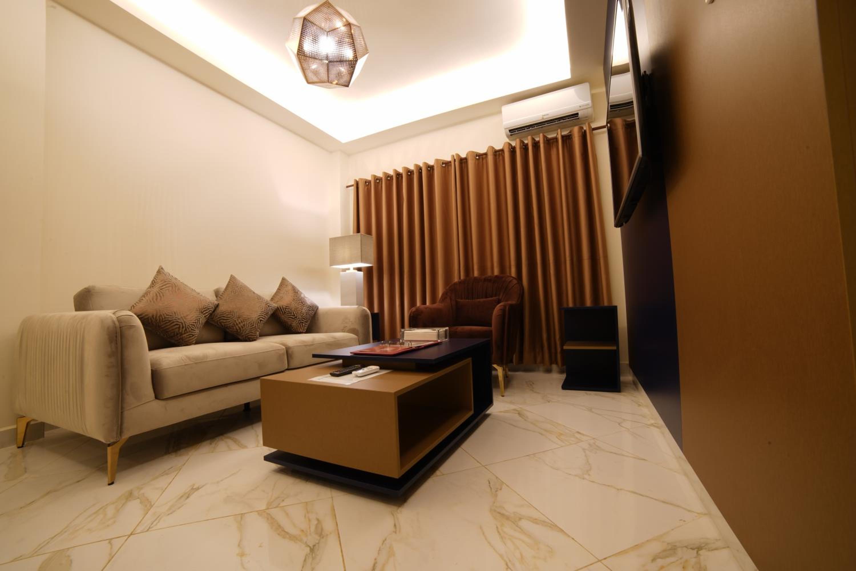 Home Suites Boutique Hotel Freetown