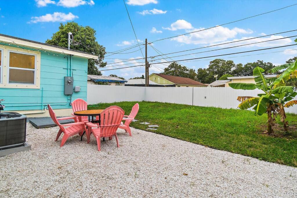 Quaint Gulfport Beach Bungalow