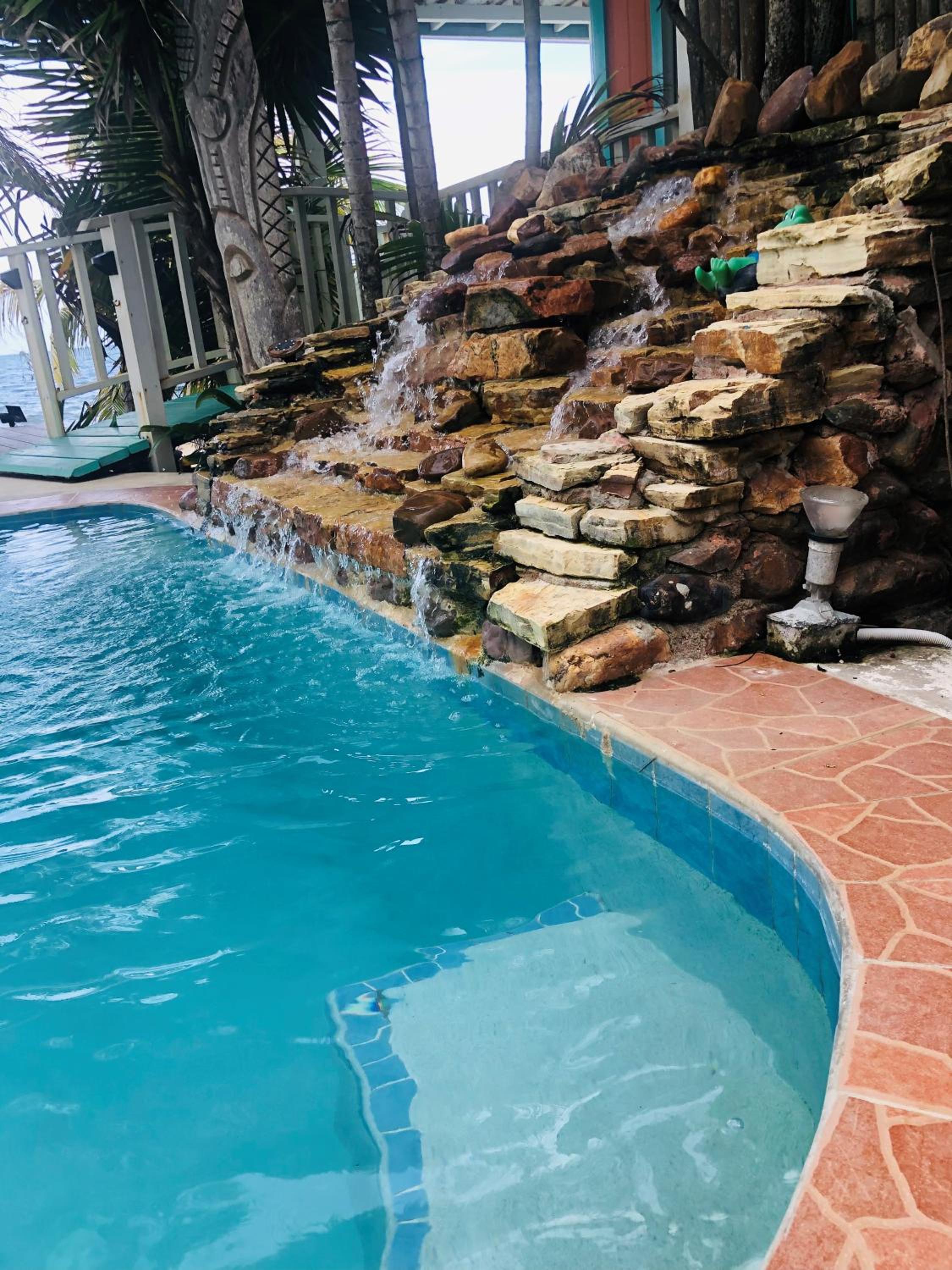 Coral Cove Inn
