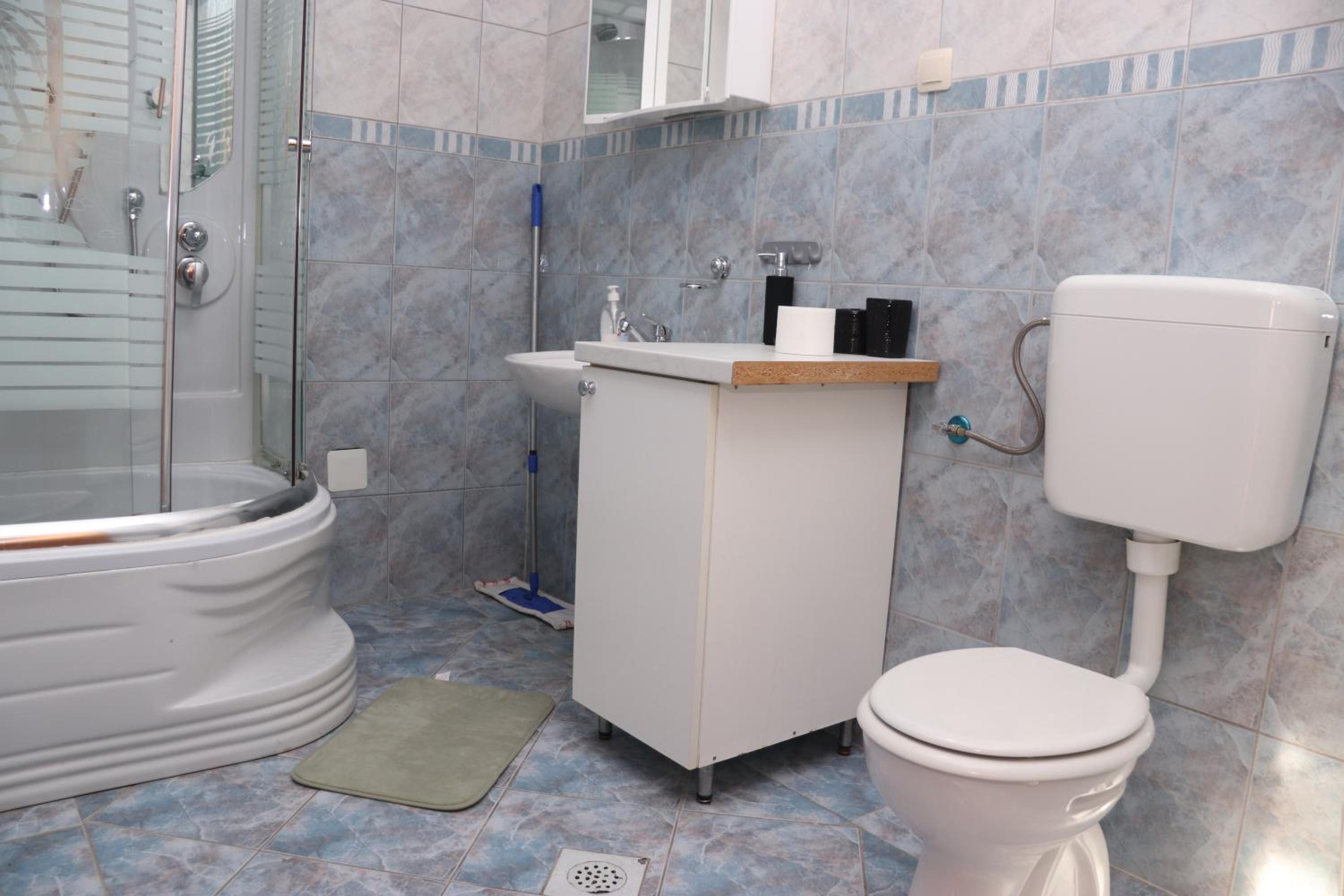 Apartman NAOMI