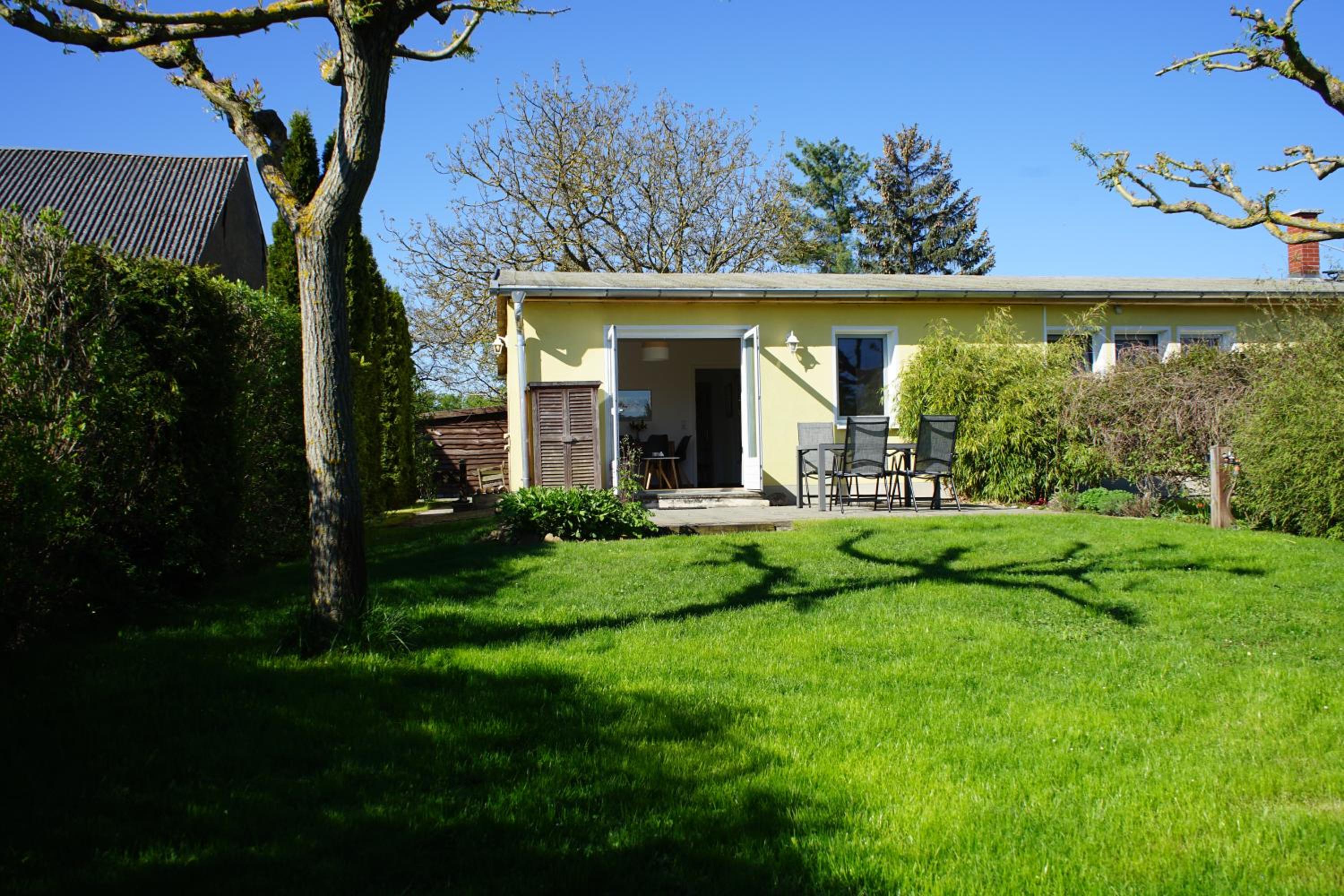 Klättes Ferienwohnung mit Garten