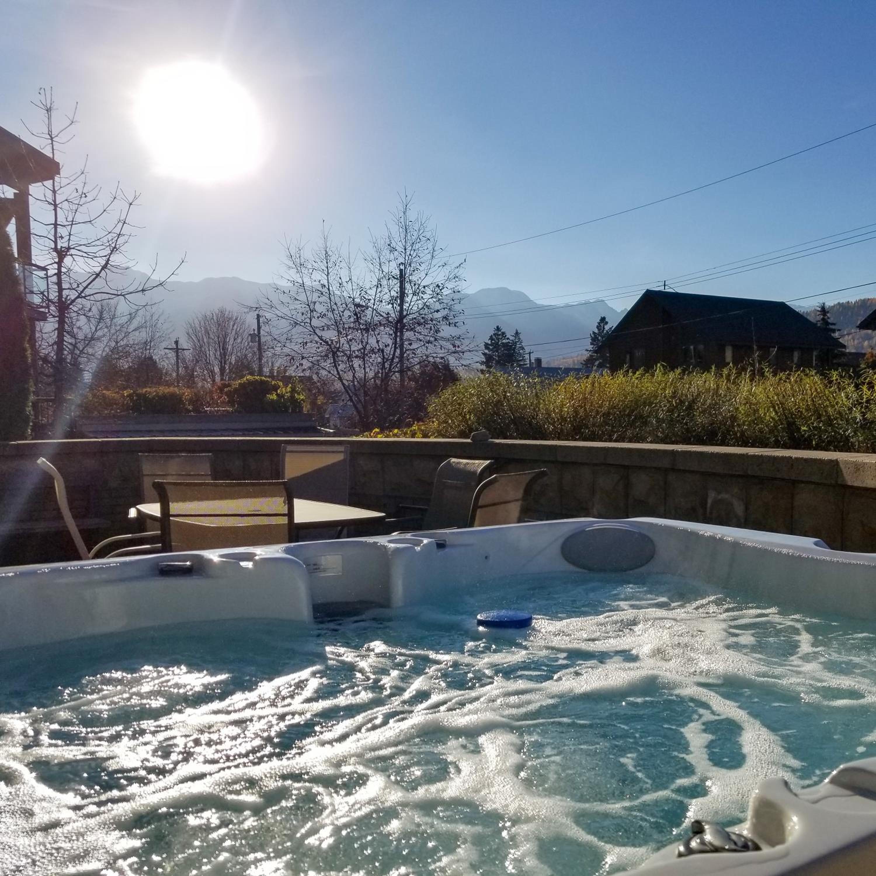 Luxurious 901 Condos by Fernie Central Reservations