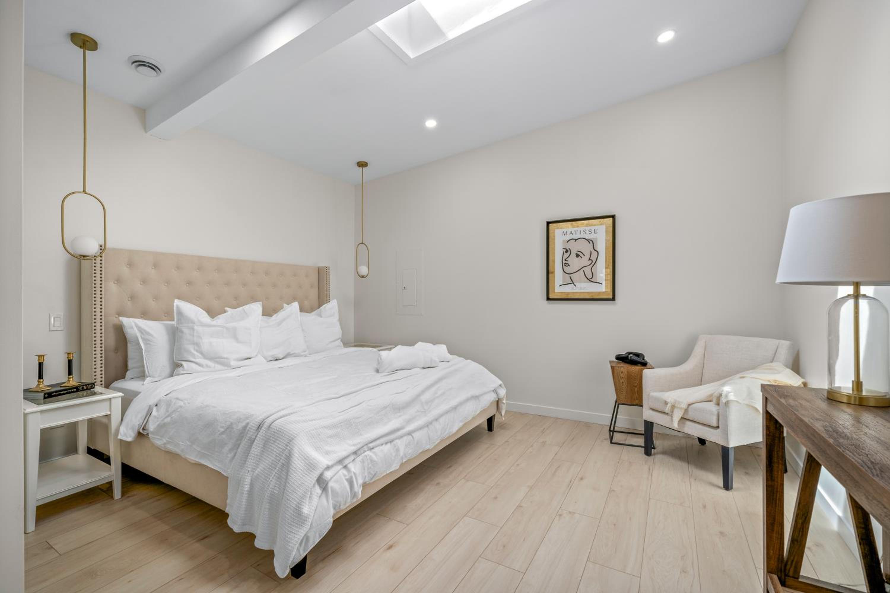 Belleville Vacations - The Belvedere:Front Street Flats - Property Image 6