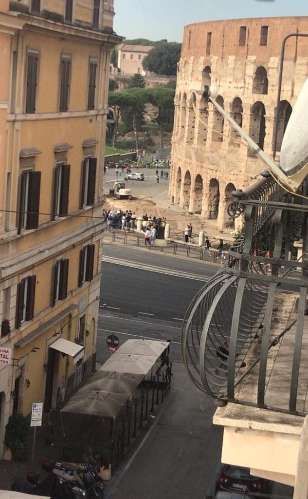 Colosseum Rome Guest House Luil