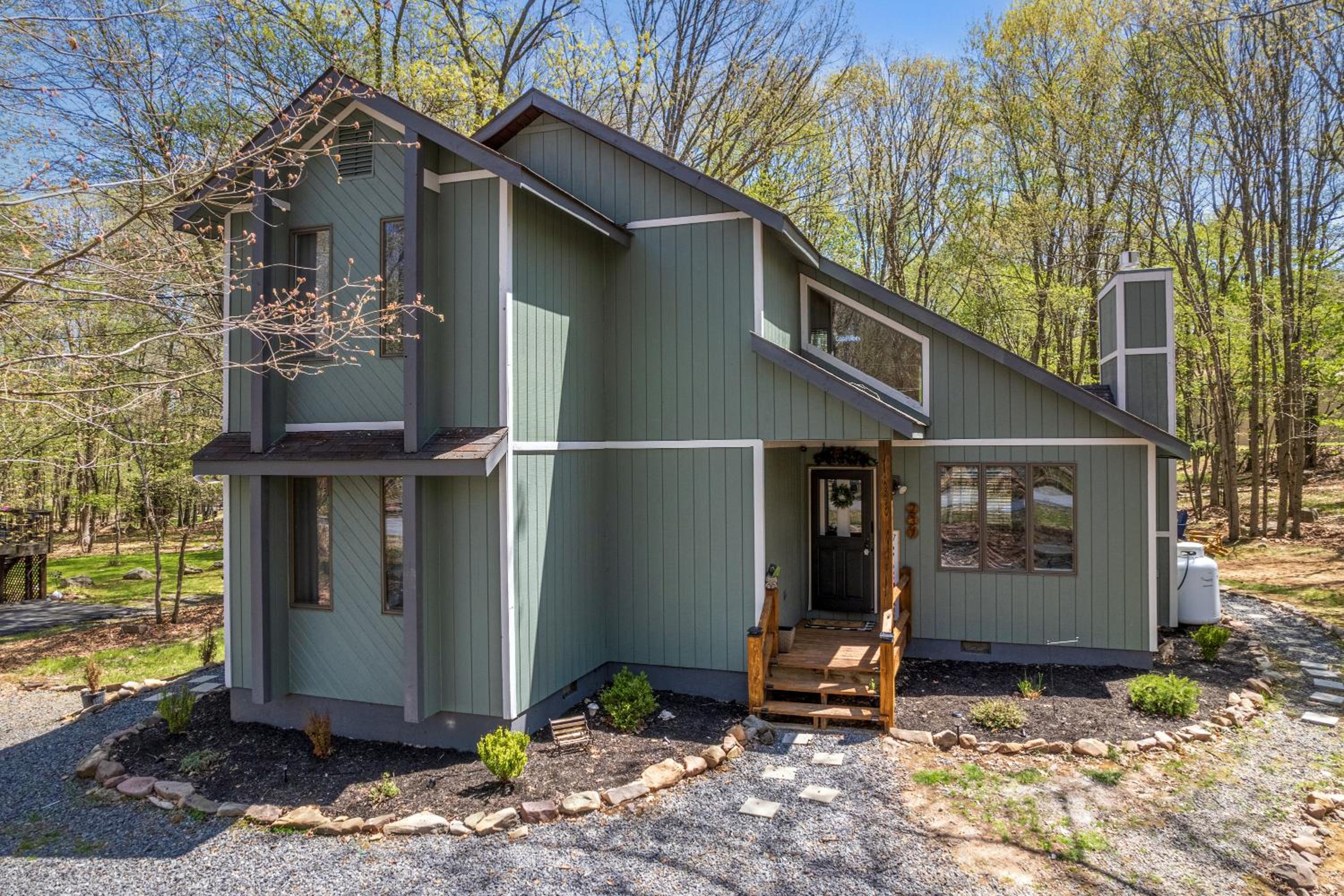 Hotel Welcome to The Mountain Escape! - Image 1