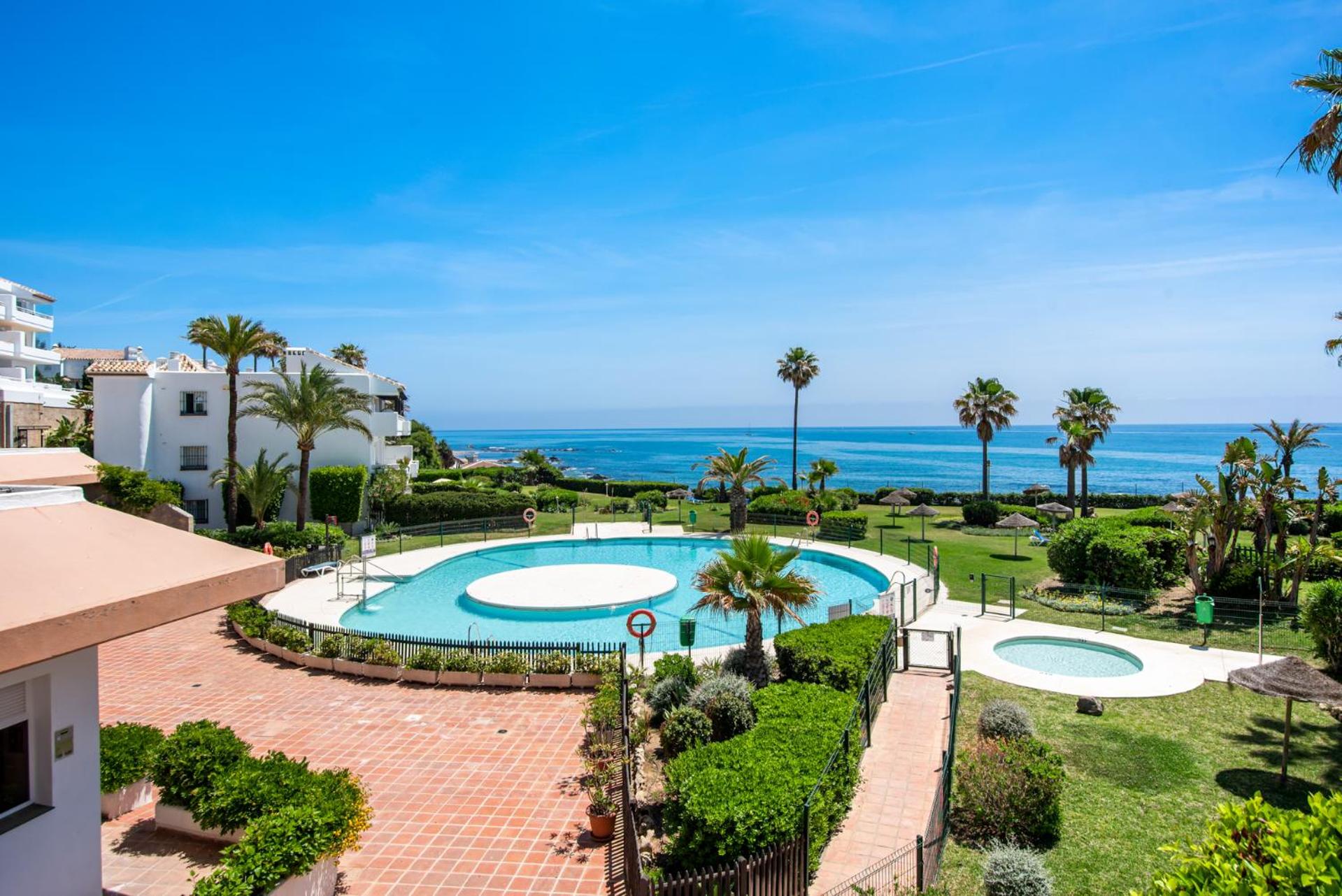 Playa Miraflores Beach Apartment