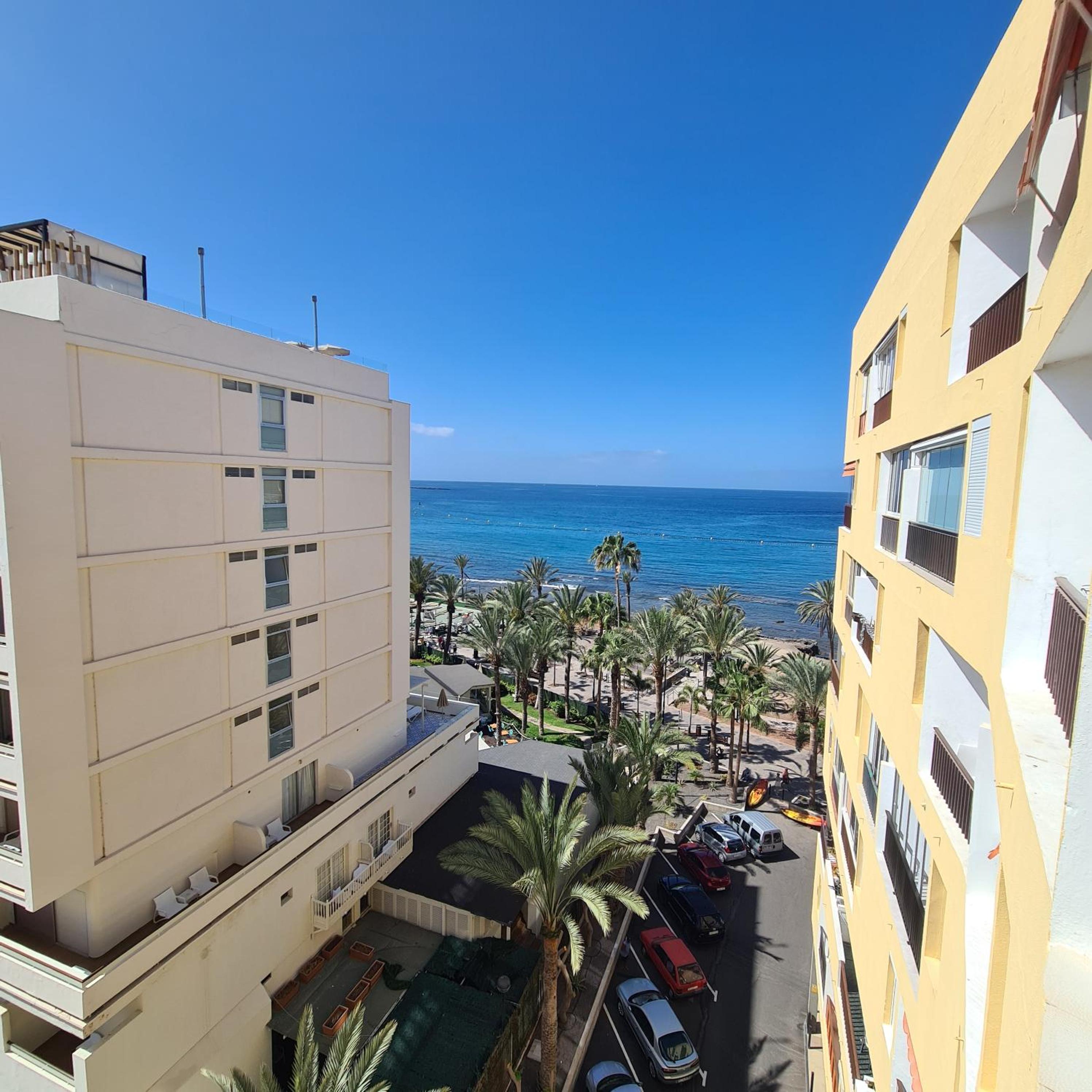 Guayero Los Cristianos sea view