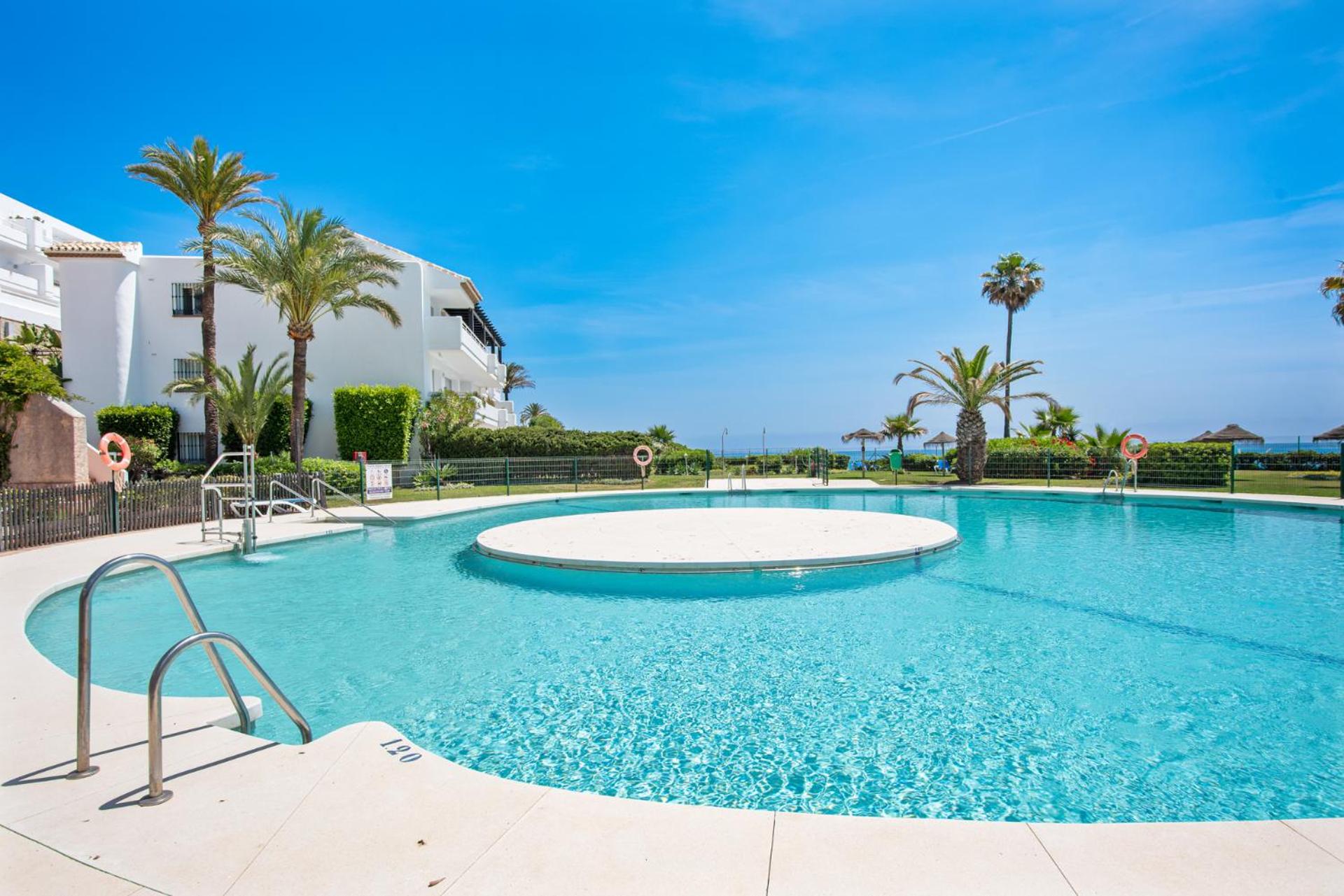 Playa Miraflores Beach Apartment