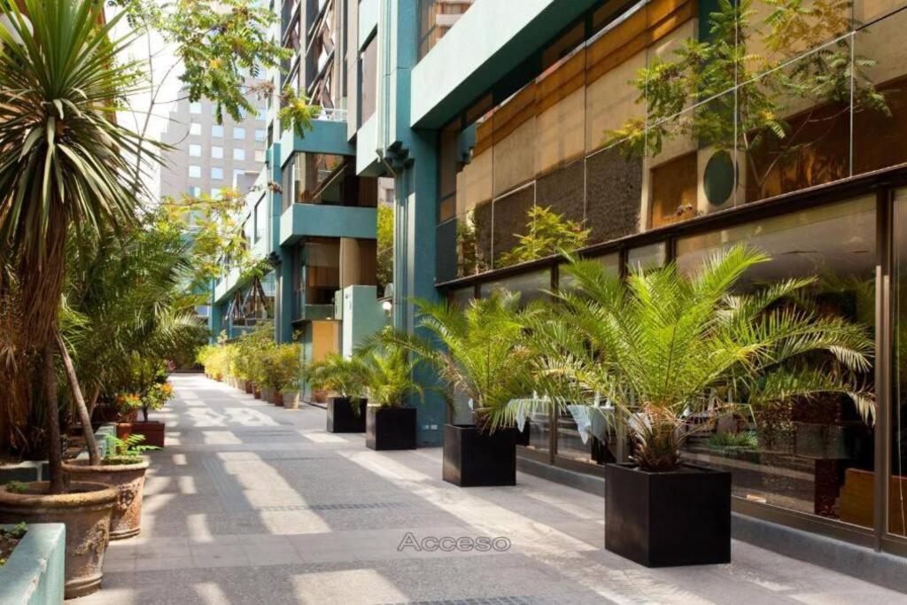 Apartamento Amoblado , en el corazón de Providencia, incluye estacionamiento