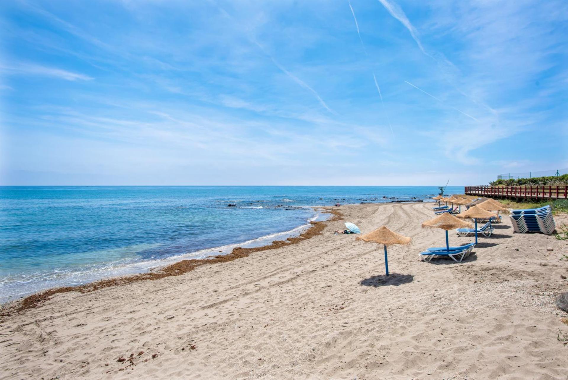 Playa Miraflores Beach Apartment