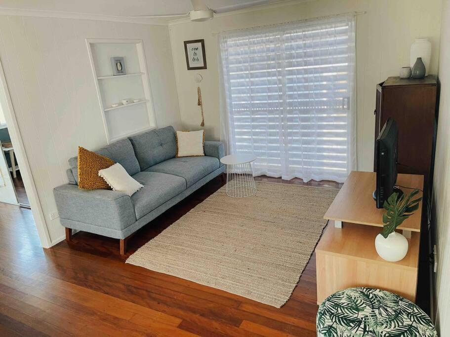Beach House @ Moffat