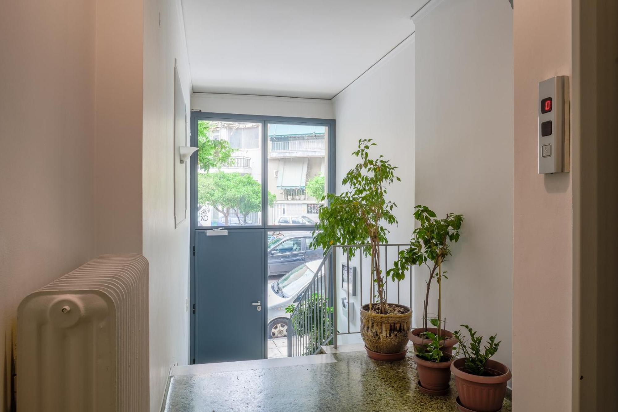 SOKOS Residence, 3' walk from Neos Kosmos Metro