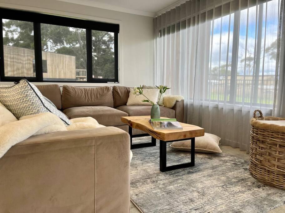 44onRoaring - in the Huon Valley