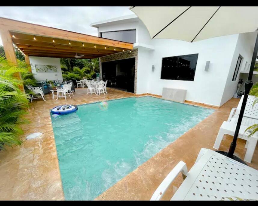 Juan Dolio Vacations - Beautiful Home and Pool near beach , BBQ Juan Dolio metro country Club - Property Image 1