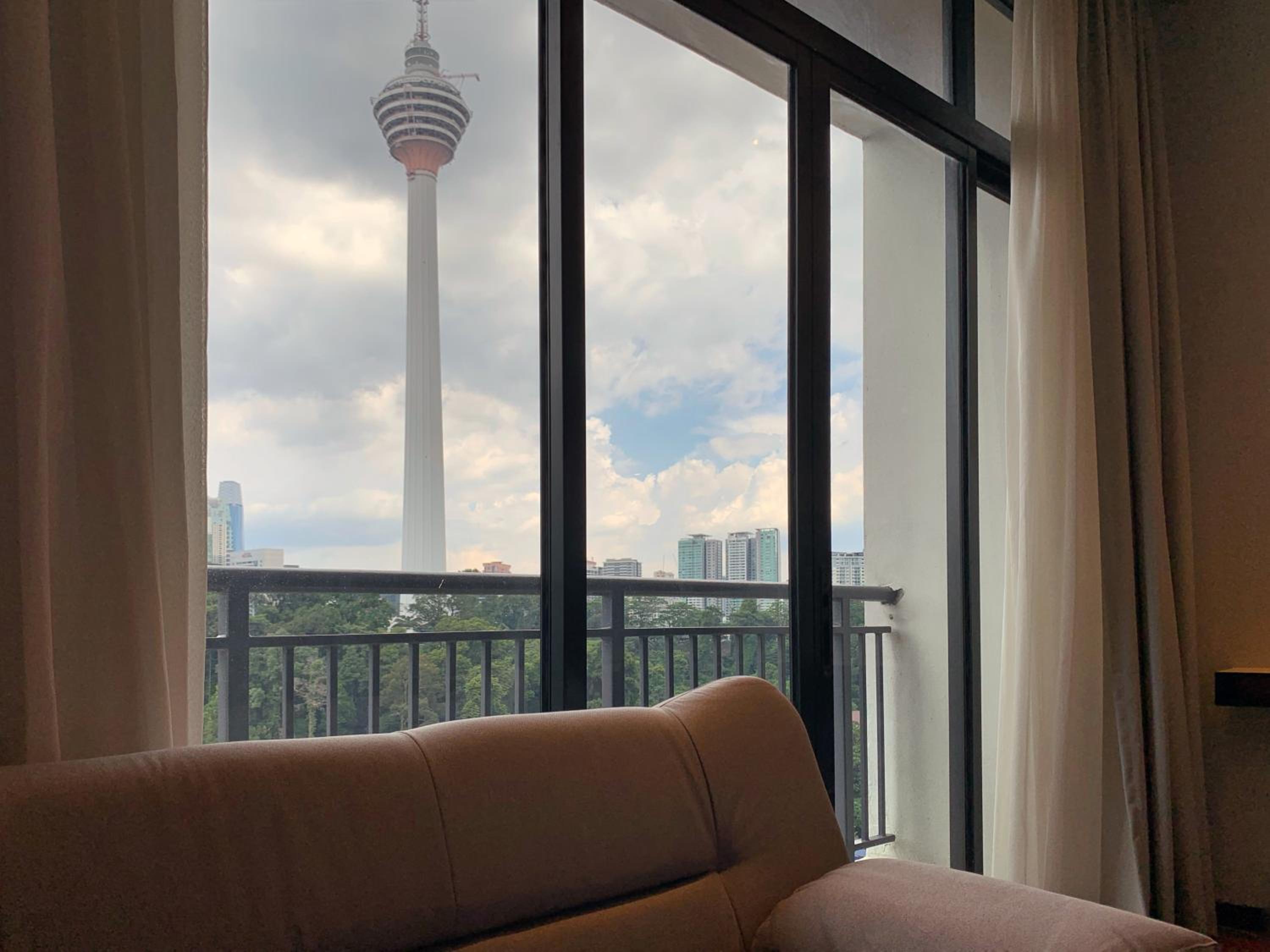 M101 Dang Wangi remote work-friendly suite
