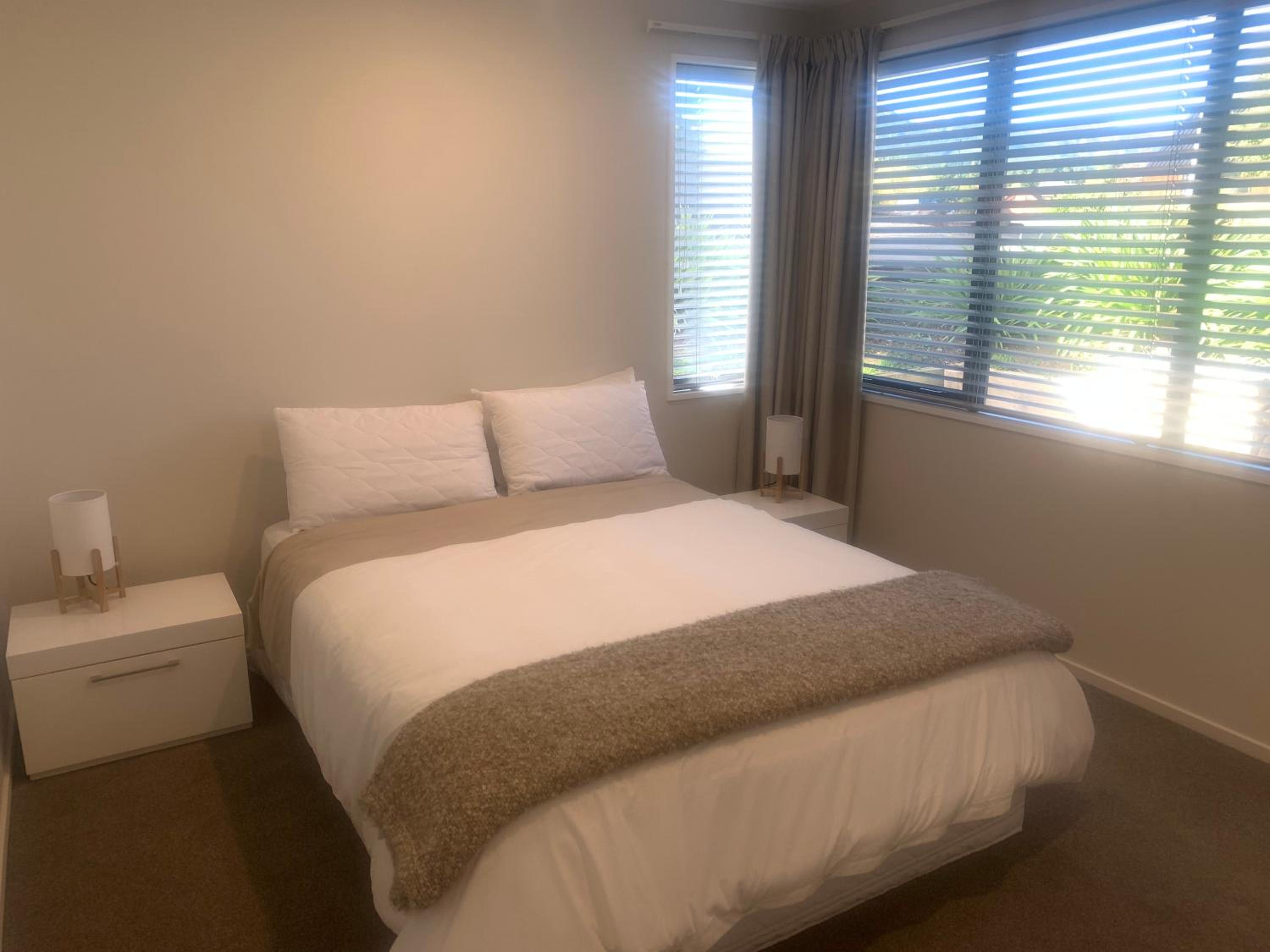 5 Chisholm Crescent view 2