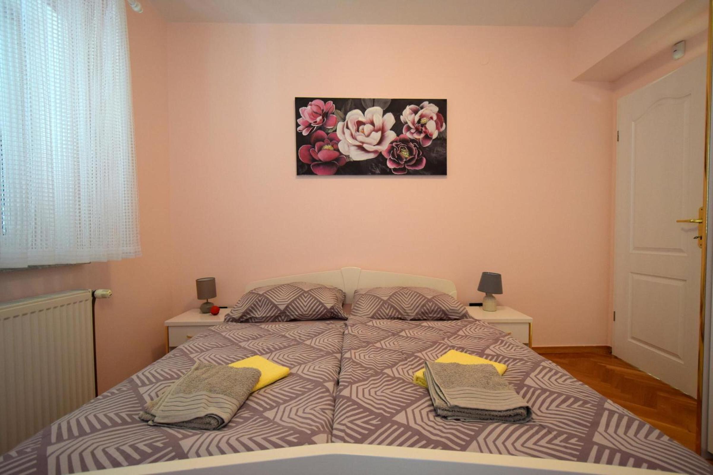 Apartments Luka