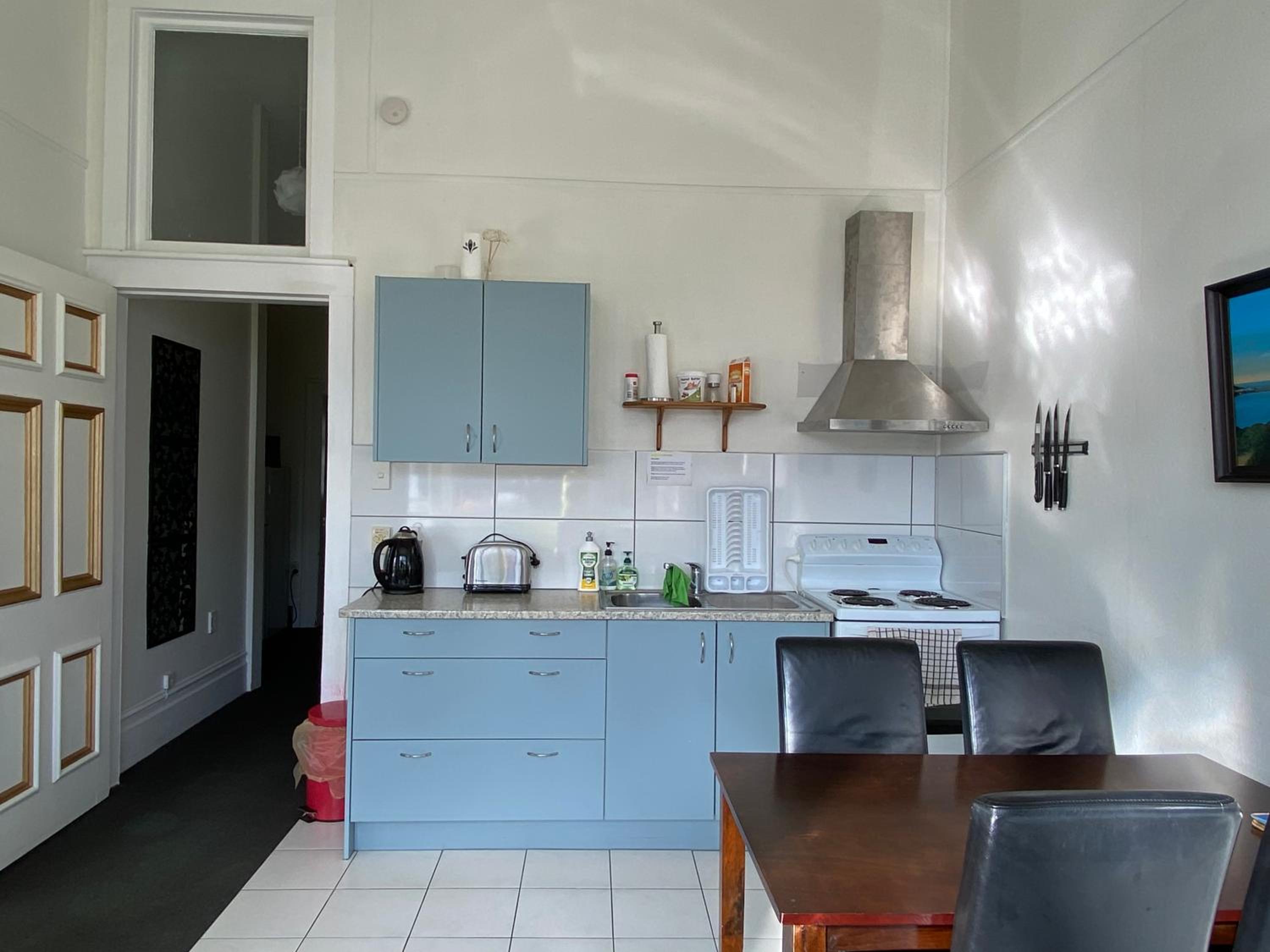 Beach house in Oriental Parade view 2