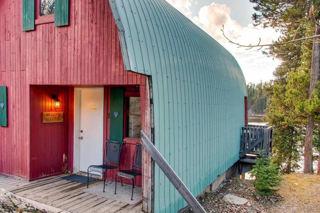 Cottage - Lakeside w/private Hottub near Big White