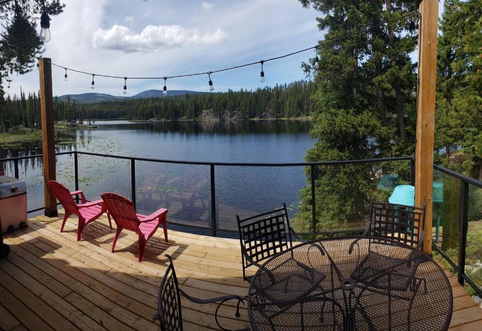 Cottage - Lakeside w/private Hottub near Big White