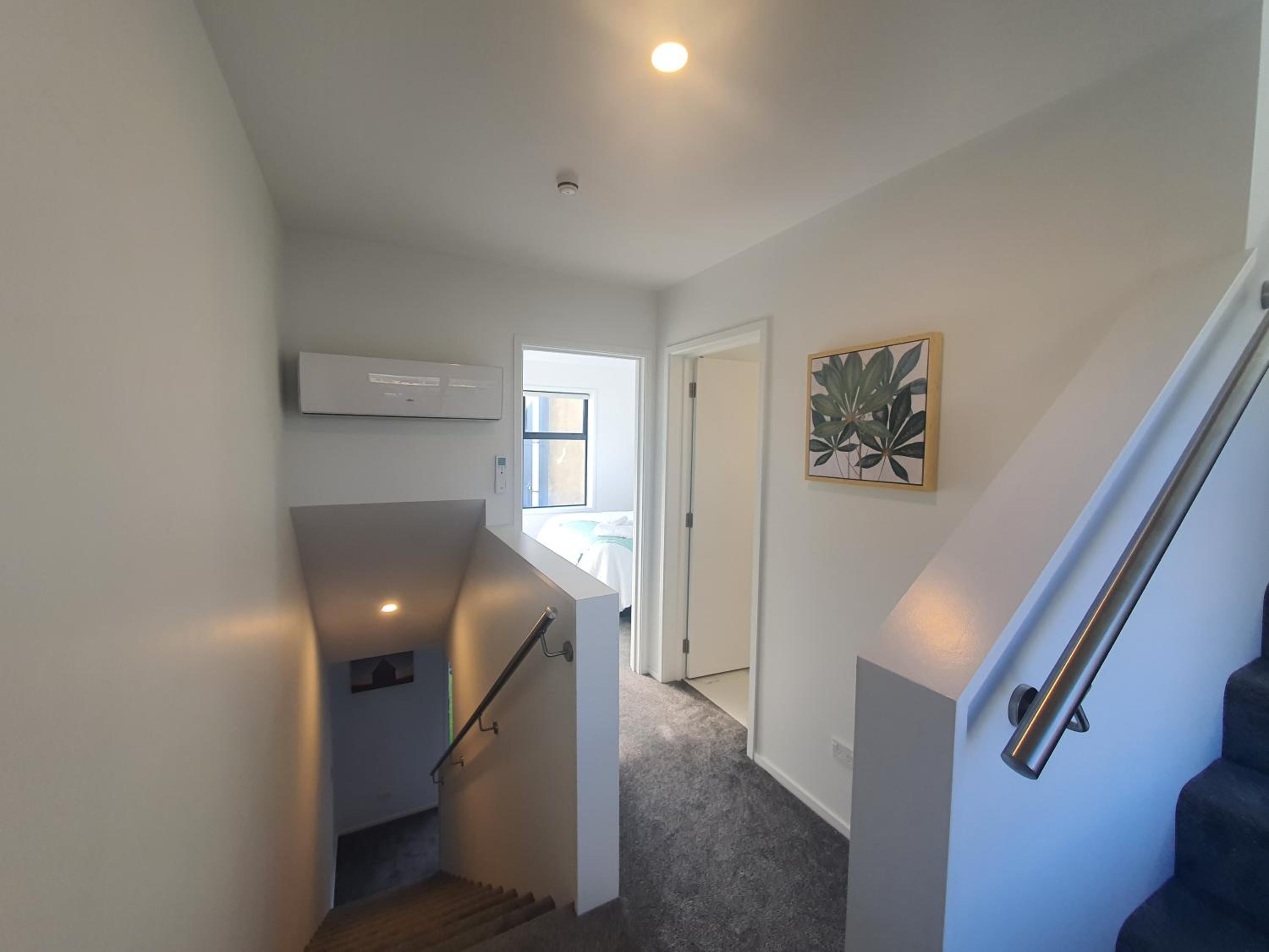 Modern CBD, Walk to Te Pae, Across from Casino, FREE Parking view 2