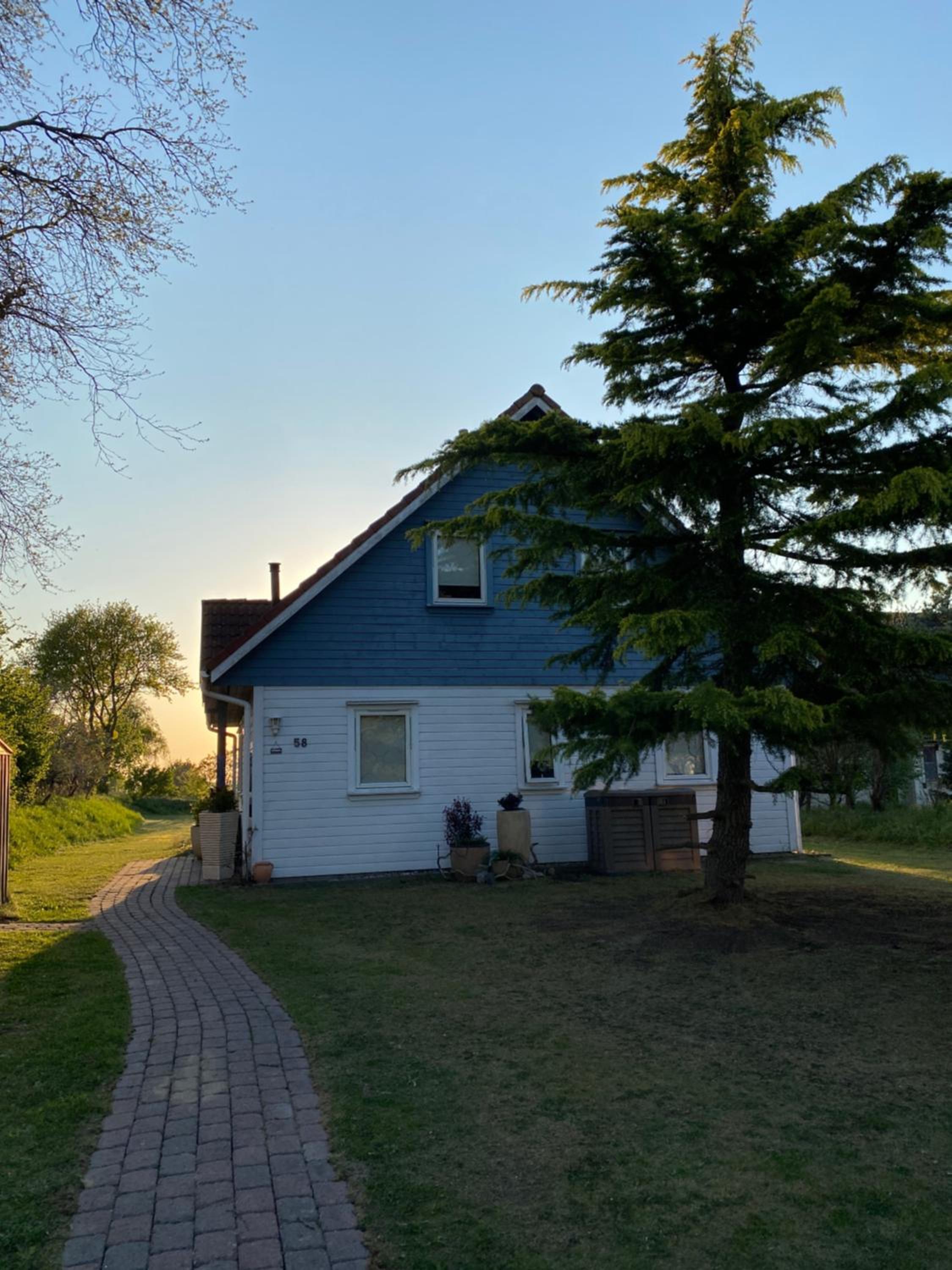 Freistehendes Einfamilienhaus mit Boddenblick Nähe Ostsee