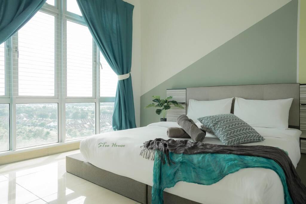 Forest X 1 bedroom-4pax-Mount Austin-Netflix-Ikea-Jusco