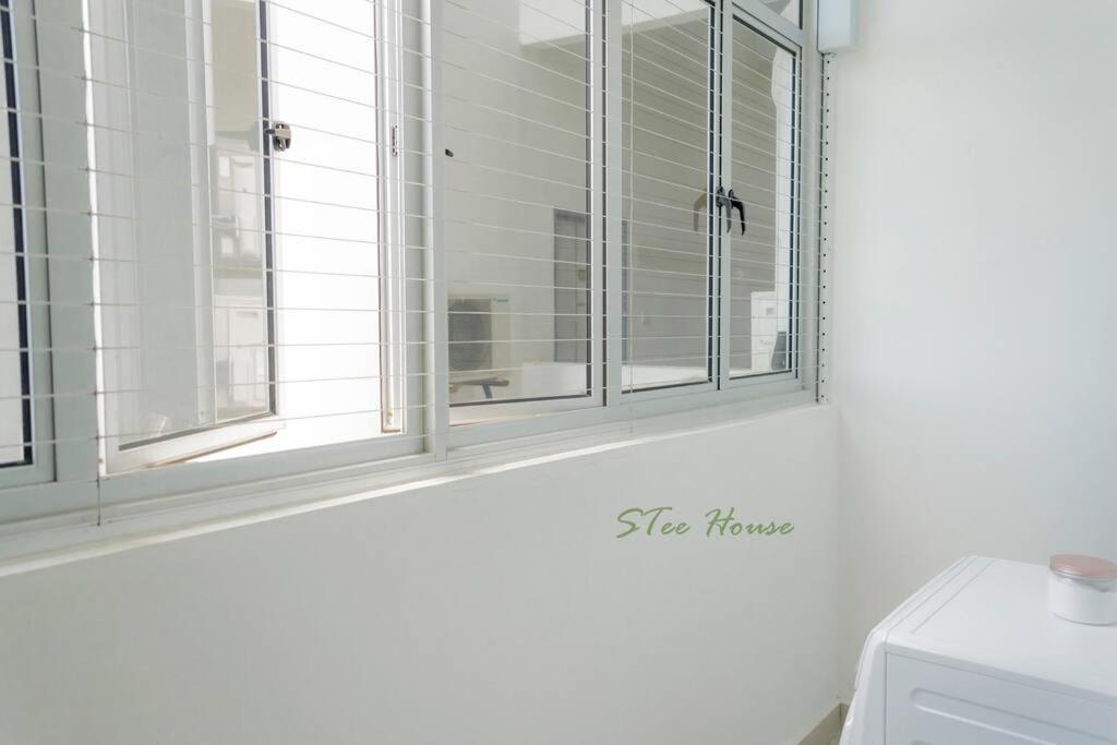 Forest X 1 bedroom-4pax-Mount Austin-Netflix-Ikea-Jusco