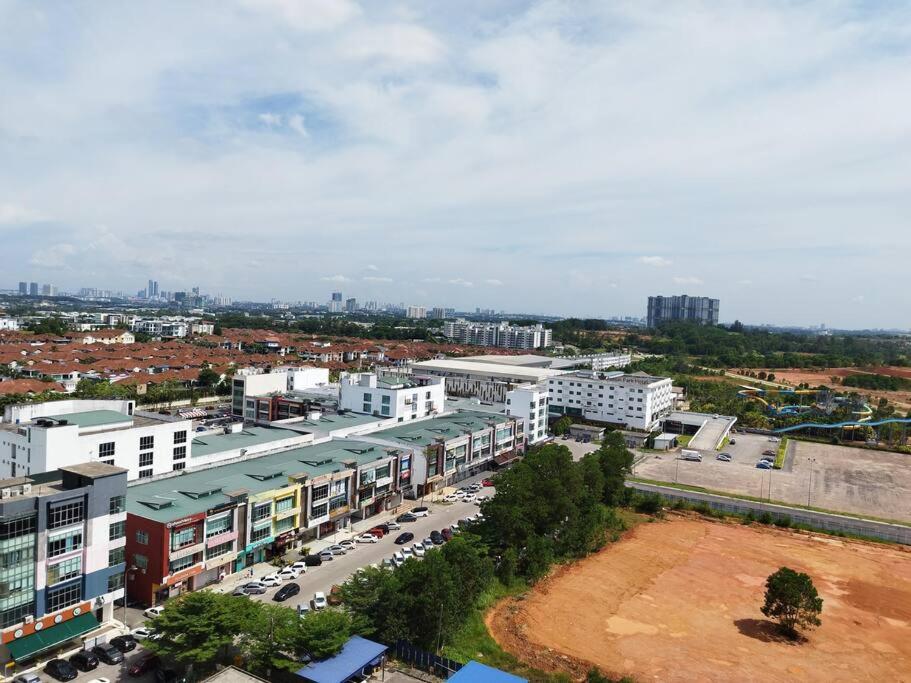 Forest X 1 bedroom-4pax-Mount Austin-Netflix-Ikea-Jusco