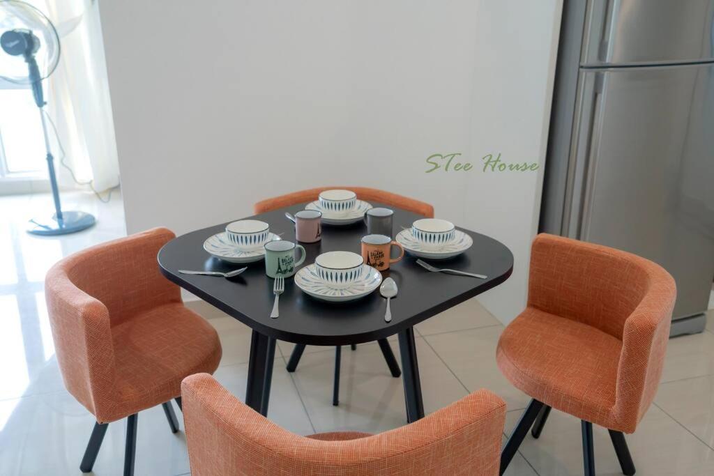 Forest X 1 bedroom-4pax-Mount Austin-Netflix-Ikea-Jusco