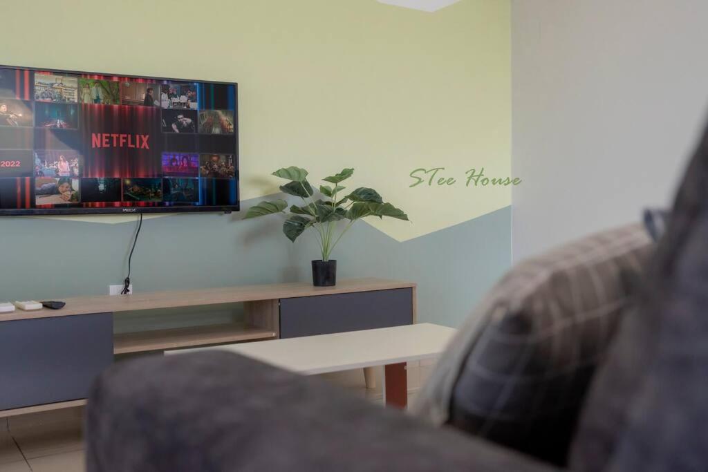 Forest X 1 bedroom-4pax-Mount Austin-Netflix-Ikea-Jusco