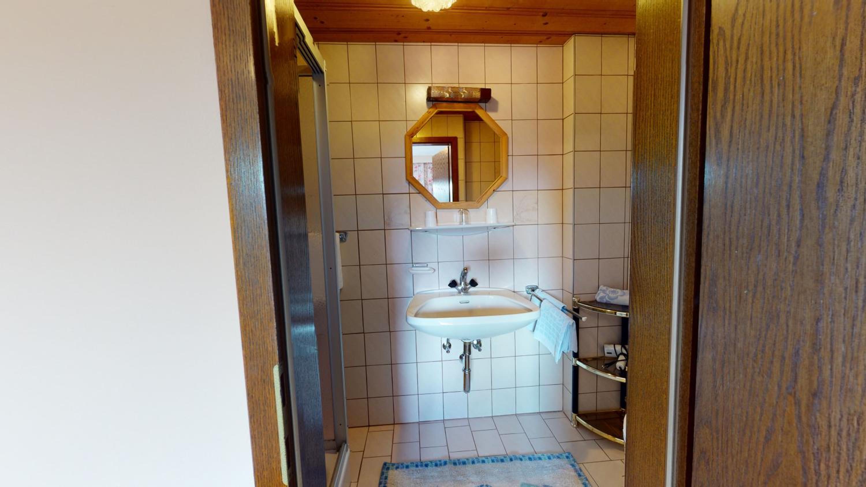 Photo 32