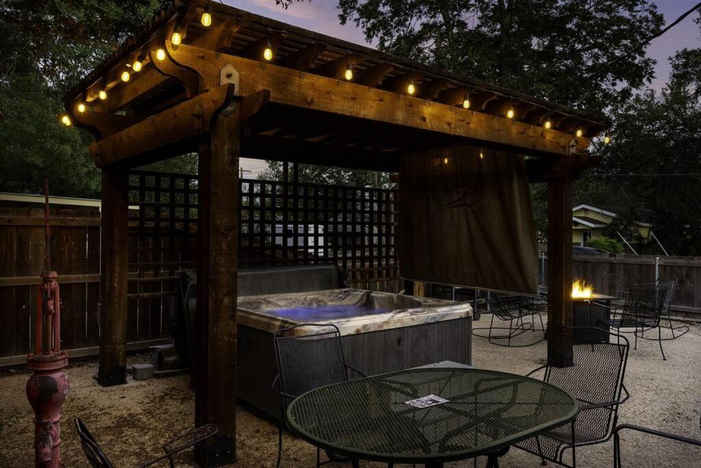 Summer Break, Hot Tub, Fireplace, Pet-Friendly view 5