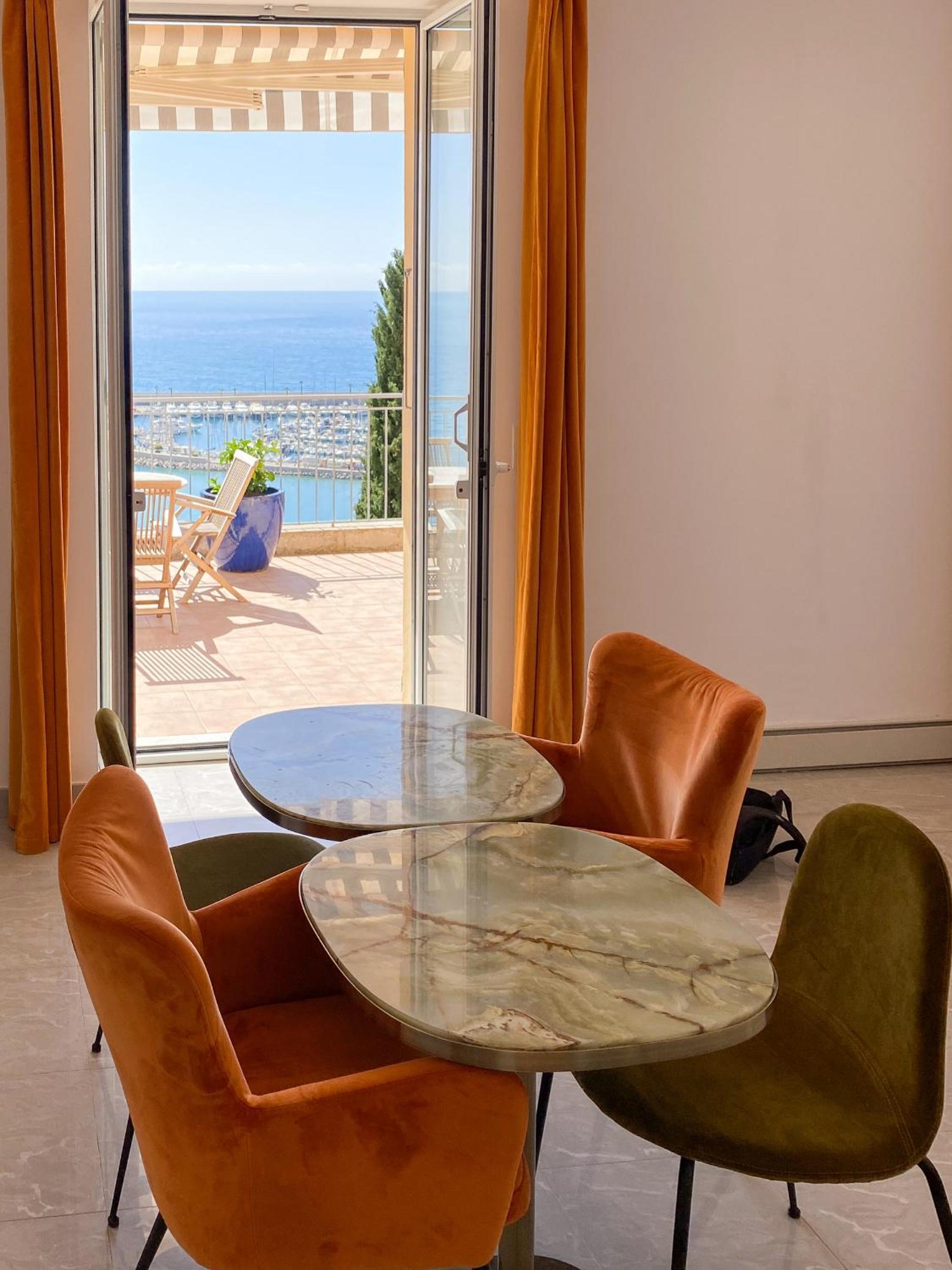 Villa l'ensoleillée vue panoramique mer, 250 m de la plage et du centre ville, photo 42