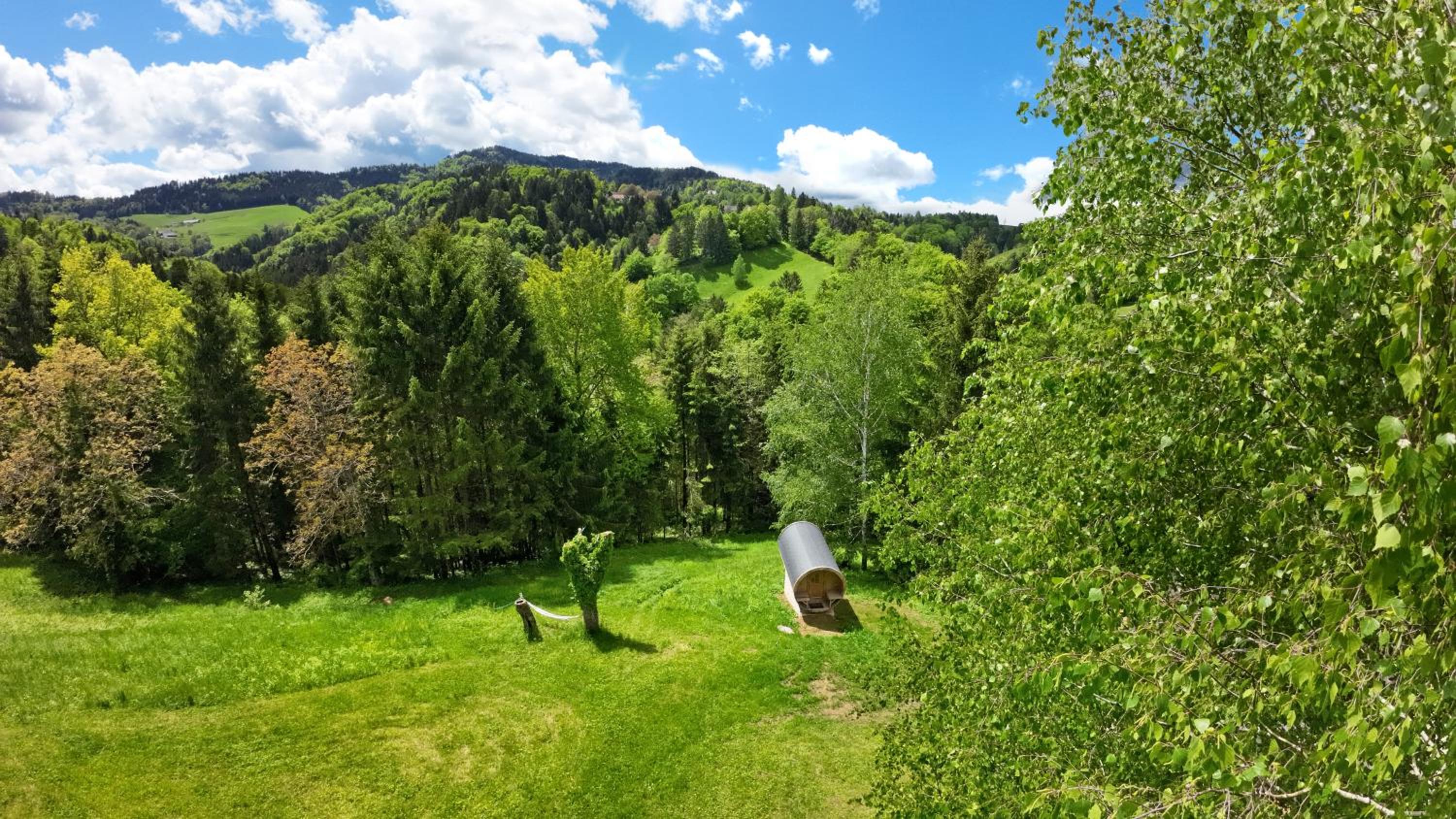 Ferienhaus auf 7 ha Alleinlage - Pool,Whirlpool, Sauna - Das Refugium Südsteiermark