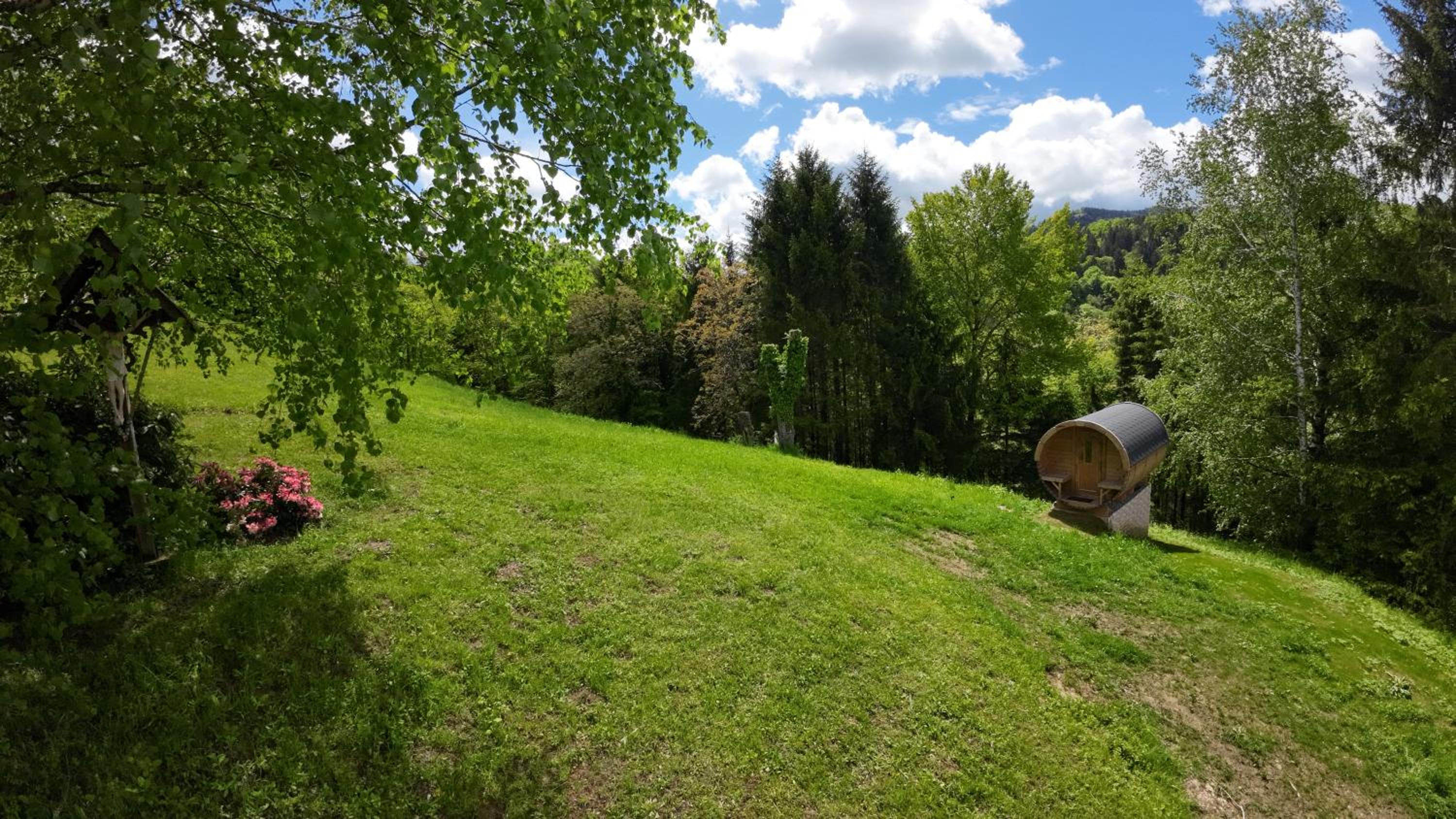Ferienhaus auf 7 ha Alleinlage - Pool,Whirlpool, Sauna - Das Refugium Südsteiermark